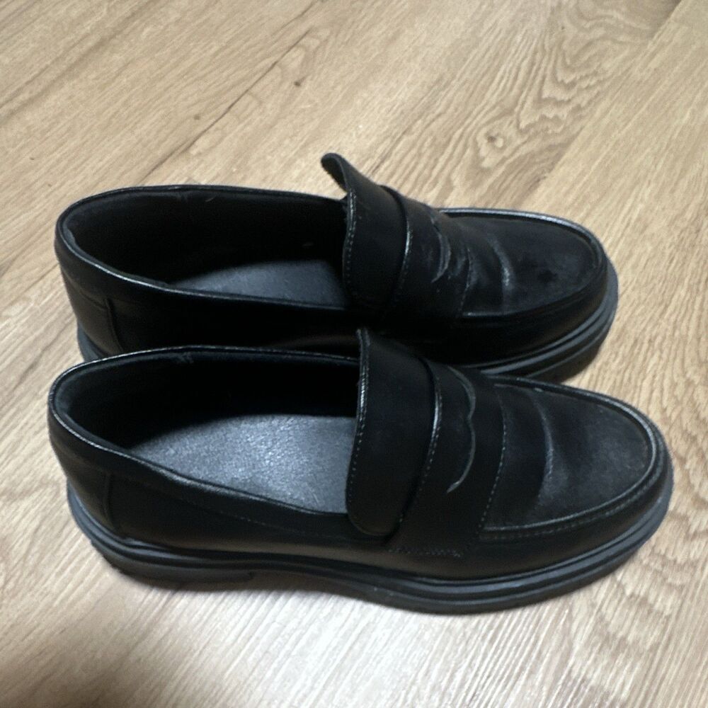 Women’s Black Slip-On Black Loafers Faux Leather Round Toe Solid US 7.5/8 EU37.5